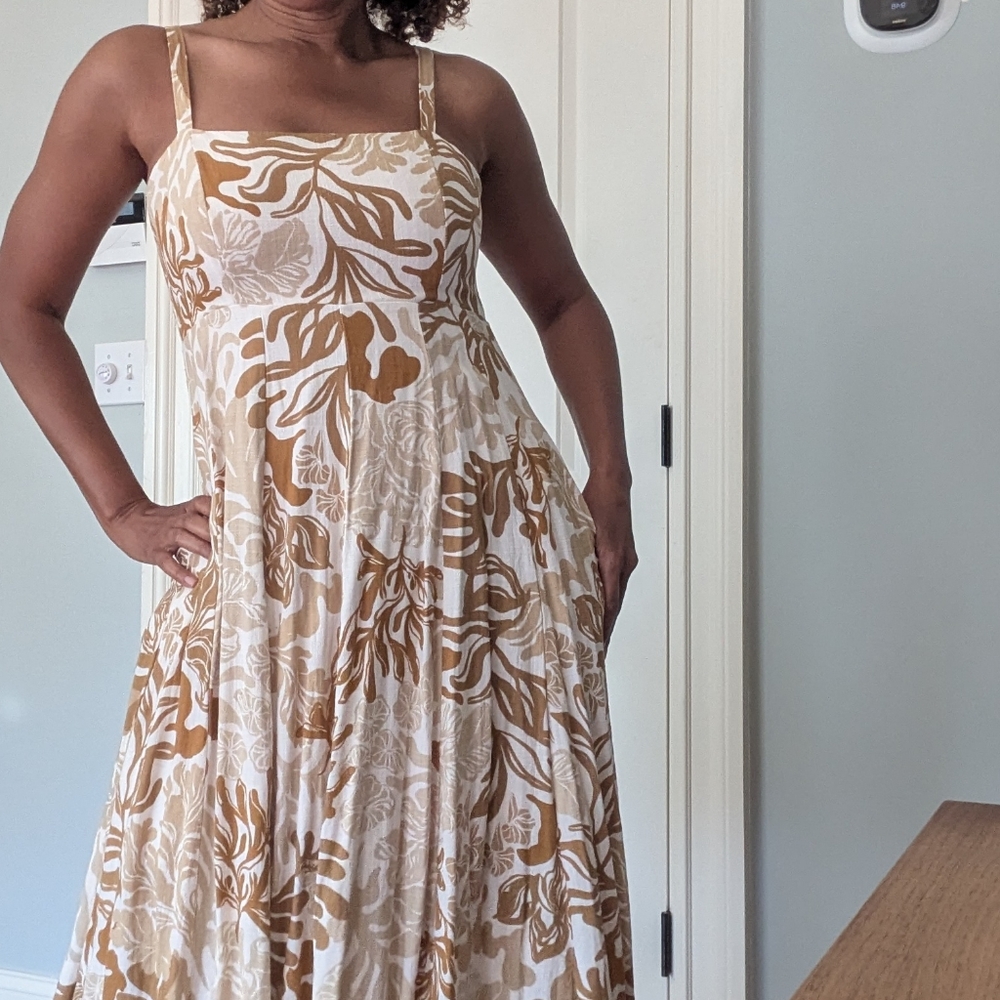 Elegant Brown and Cream Floral Dress